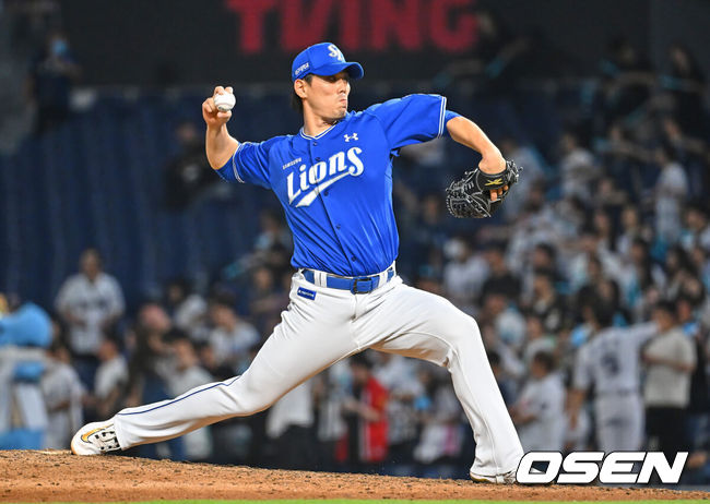 [OSEN=창원, 이석우 기자] 30일 창원NC파크에서 2026 신한 SOL KBO 리그 NC 다이노스와 삼성 라이온즈의 경기가 열렸다. 홈팀 NC는 테일러가, 방문팀 삼성은 오러클린이 선발 출전했다. 삼성 라이온즈 김재윤이 역투하고 있다. 2026.06.30 / foto0307@osen.co.kr