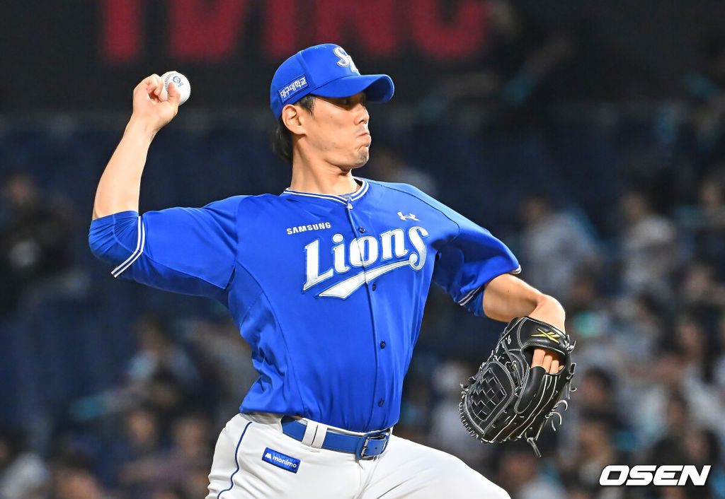 30일 창원NC파크에서 2026 신한 SOL KBO 리그 NC 다이노스와 삼성 라이온즈의 경기가 열렸다. 홈팀 NC는 테일러가, 방문팀 삼성은 오러클린이 선발 출전했다. 삼성 라이온즈 김재윤이 역투하고 있다. 2026.06.30 / foto0307@osen.co.kr