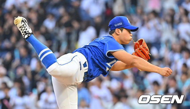 [OSEN=창원, 이석우 기자] 2일 창원NC파크에서 2026 신한 SOL KBO 리그 NC 다이노스와 삼성 라이온즈의 경기가 열렸다. 홈팀 NC는 김태경이, 방문팀 삼성은 김백산이 선발 출전했다. 삼성 라이온즈 선발투수 김백산이 역투하고 있다. 2026.07.02 / foto0307@osen.co.kr