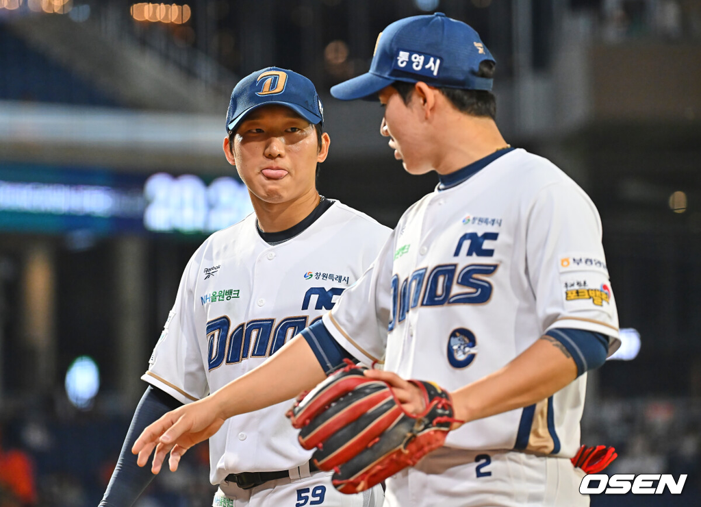NC 박민우와 구창모./OSEN DB