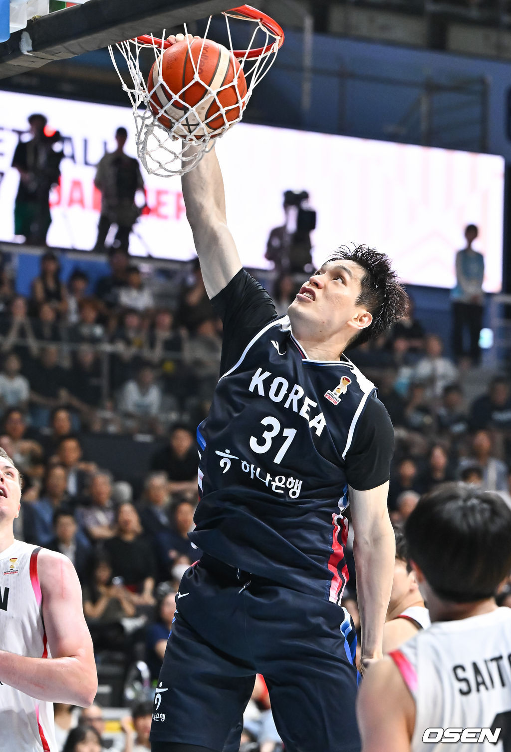 6일 오후 경기도 고양 소노 아레나에서 ’2027 FIBA 농구월드컵’ 아시아지역 윈도우 B조 6차전 대한민국과 일본의 경기가 열렸다.니콜라스 마줄스 감독이 이끄는 한국 남자농구대표팀(2승3패)은 일본(4승1패)을 반드시 잡아야 한다. 일본을 못 이기면 한국은 탈락이다.2쿼터 장재석이 덩크슛을 성공시키고 있다. 2026.07.06 / soul1014@osen.co.kr