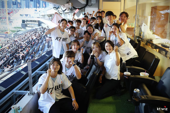 KT 위즈 제공