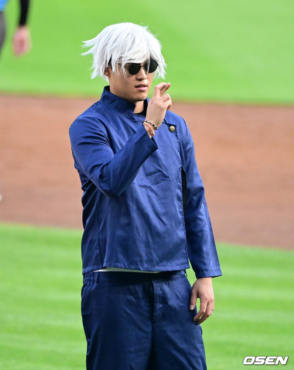 11일 서울 잠실야구장에서 ‘2026 신한 SOL KBO 올스타전’이 진행됐다.1982년 개장 이후 마지막 잠실 올스타전에서 양의지, 류현진 등 베테랑들의 기록 도전과 27명의 첫 올스타 출전 신예들이 맞붙는 가운데, 나눔의 5연승과 드림의 7년 만의 승리 여부가 관심을 모은다.3회 KT 전용주가 마운드에 오르며 세리머니를 하고 있다. 2026.07.11 / jpnews@osen.co.kr