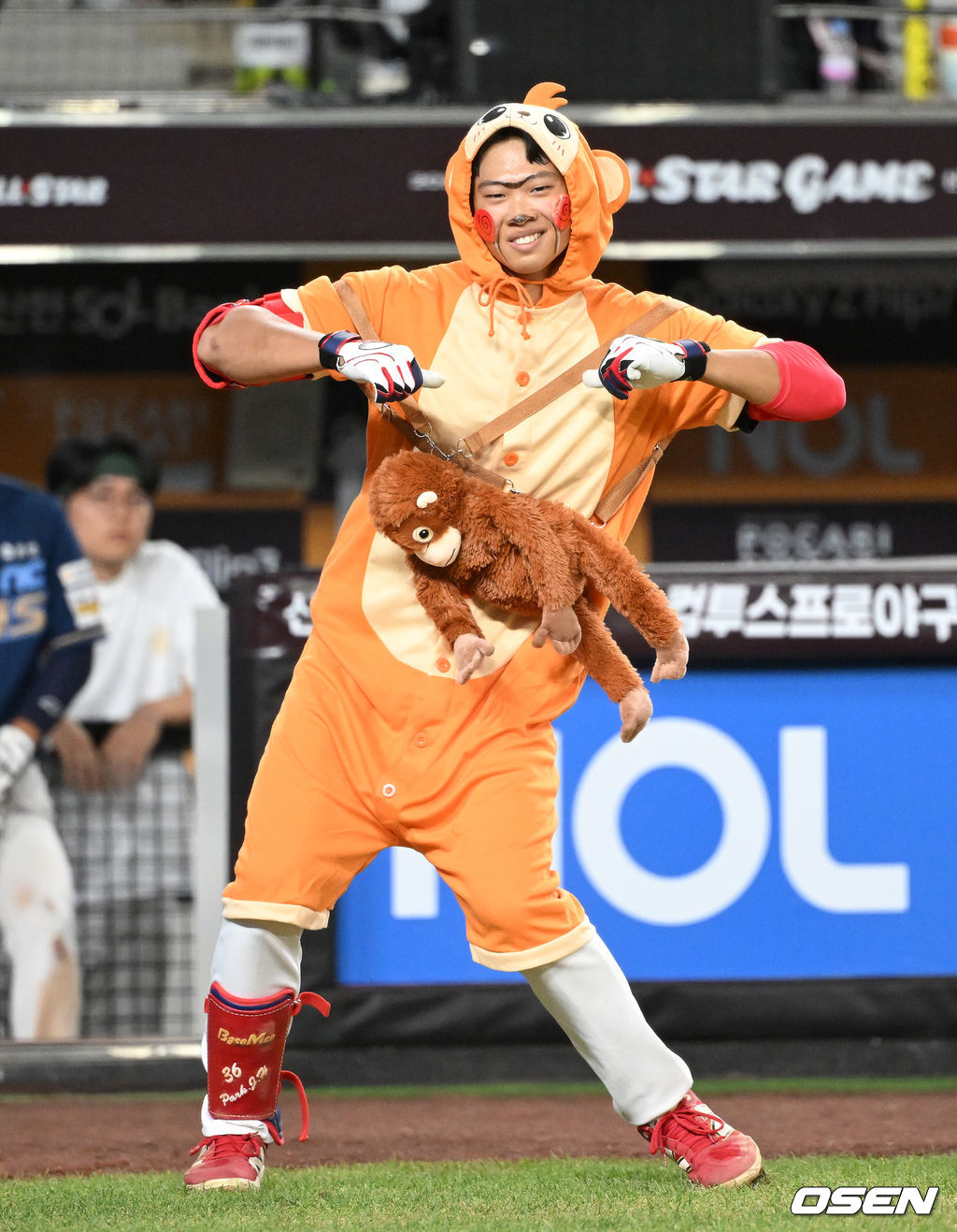 지난 퓨처스 올스타에서 원숭이 퍼포먼스를 펼쳐 베스트 퍼포먼스상을 수상한 박재현
