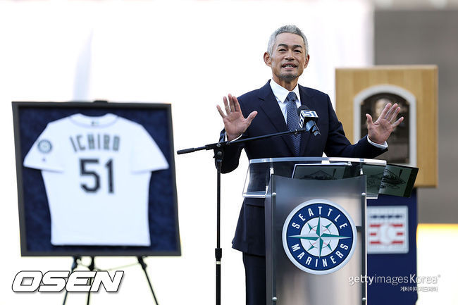[사진] 2025년 시애틀 영구 결번식에서 스즈키 이치로가 연설을 하고 있다. ⓒGettyimages(무단전재 및 재배포 금지)