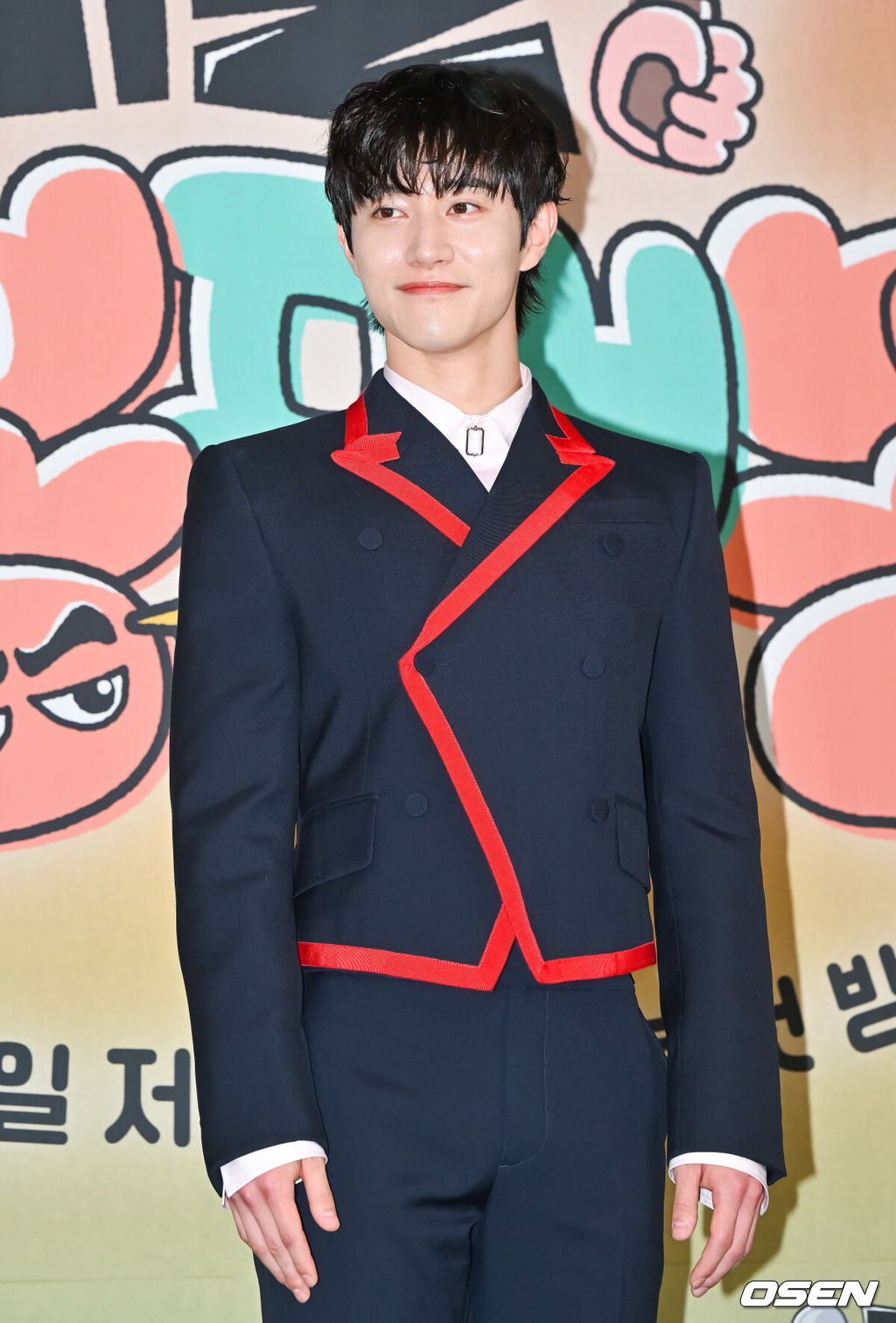 17일 오후 서울 상암동 스탠포드 호텔에서 JTBC 새 예능 ‘대결! 팽봉팽봉’ 제작발표회가 진행됐다.'대결! 팽봉팽동'은 요식업에 사활을 건 대표 코미디언 이봉원과 팽현숙이 해외의 작은 섬에 나란히 두 개의 식당을 내고 영업 대결을 펼치는 리얼리티 예능 프로그램으로 이날 행사에는 이진주 PD, 신혜원 PD, 최양락, 이봉원, 팽현숙, 이은지, 유승호, 곽동연이 참석했다.  배우 곽동연이 포즈를 취하고 있다.   2025.04.17 / soul1014@osen.co.kr