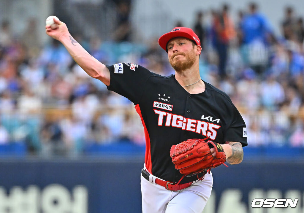 28일 대구삼성라이온즈파크에서 2026 신한 SOL KBO 리그 삼성 라이온즈와 KIA 타이거즈의 경기가 열렸다. 홈팀 삼성은 최원태가, 방문팀 KIA는 올러가 선발 출전했다. KIA 타이거즈 선발 투수 올러가 역투하고 있다. 2026.07.28 / foto0307@osen.co.kr