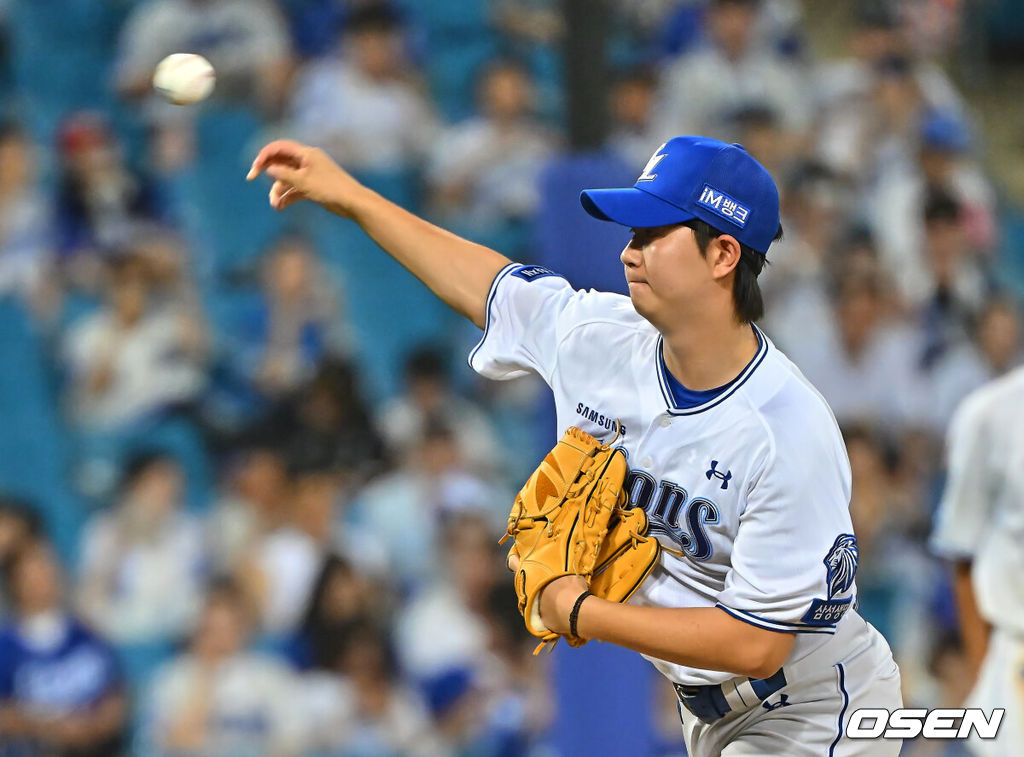 28일 대구삼성라이온즈파크에서 2026 신한 SOL KBO 리그 삼성 라이온즈와 KIA 타이거즈의 경기가 열렸다. 홈팀 삼성은 최원태가, 방문팀 KIA는 올러가 선발 출전했다. 삼성 라이온즈 장찬희가 역투하고 있다. 2026.07.28 / foto0307@osen.co.kr