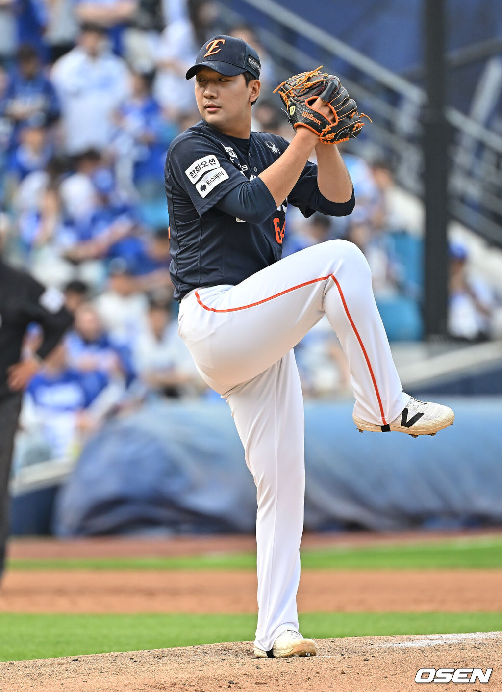 2일 대구삼성라이온즈파크에서 2026 신한 SOL KBO 리그 삼성 라이온즈와 한화 이글스의 경기가 열렸다. 홈팀 삼성은 장찬희가, 방문팀 한화는 문동주가 선발 출전했다. 한화 이글스 권민규가 역투하고 있다. 2026.05.02 / foto0307@osen.co.kr