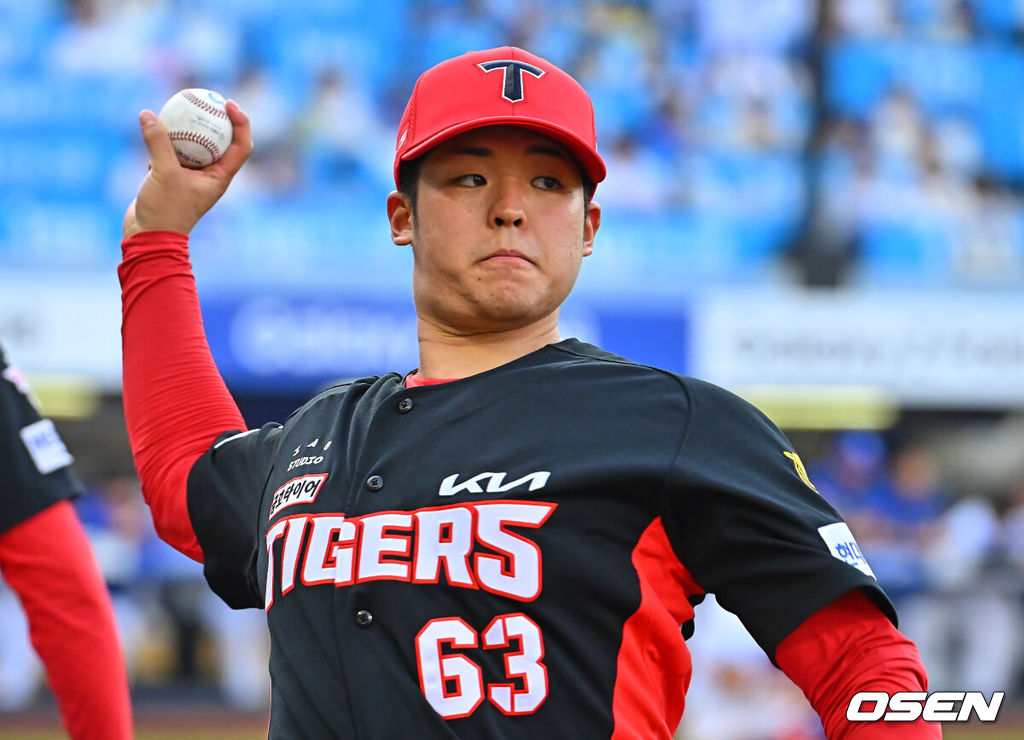 29일 대구삼성라이온즈파크에서 2026 신한 SOL KBO 리그 삼성 라이온즈와 KIA 타이거즈의 경기가 열렸다. 홈팀 삼성은 양창섭이, 방문팀 KIA는 시라카와가 선발 출전했다. KIA 타이거즈 선발 투수 시라카와가 역투하고 있다. 2026.07.29 / foto0307@osen.co.kr