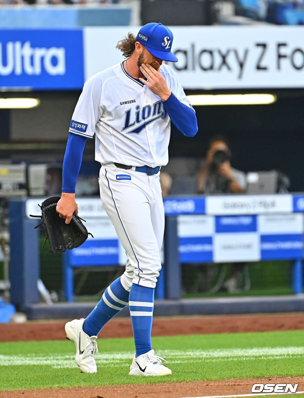 30일 대구삼성라이온즈파크에서 2026 신한 SOL KBO 리그 삼성 라이온즈와 KIA 타이거즈의 경기가 열렸다. 홈팀 삼성은 페덱이, 방문팀 KIA는 네일이 선발 출전했다. 삼성 라이온즈 선발 투수 페덱이 2회초 5실점하고 아쉬워하고 있다. 2026.07.30 / foto0307@osen.co.kr