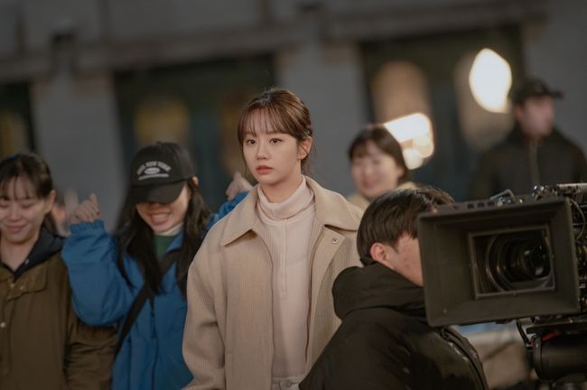 KT스튜디오지니 제공