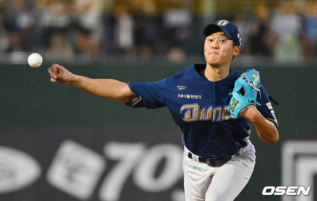 15일 부산 사직야구장에서 2026 신한 SOL KBO 리그 롯데 자이언츠와 NC 다이노스의 경기가 열렸다. 홈팀 롯데는 박세웅이, 방문팀 NC는 원종해가 선발 출전했다.NC 다이노스 선발 투수 원종해가 역투하고 있다. 2026.08.15 / foto0307@osen.co.kr