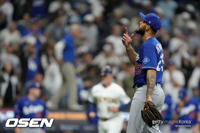 [사진] LA 다저스 조나단 에르난데스 ⓒGettyimages(무단전재 및 재배포 금지)