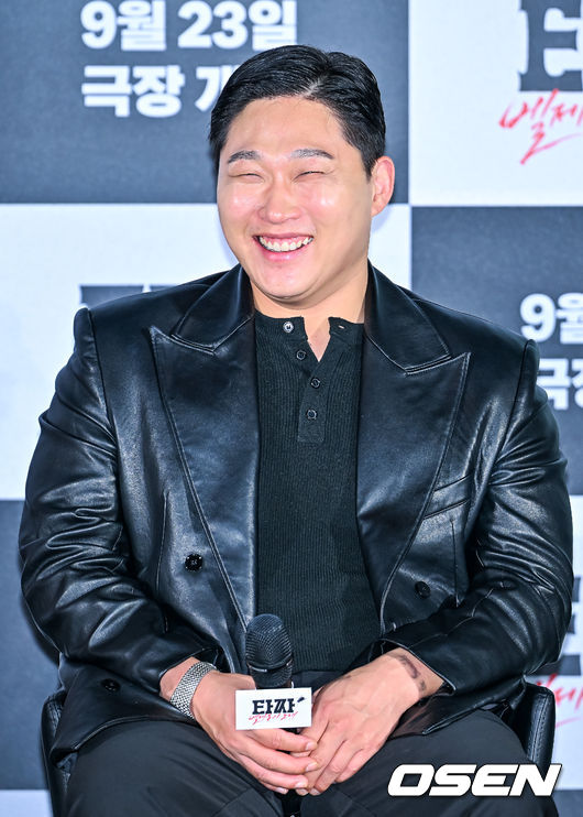영화 '타짜: 벨제붑의 노래' 제작보고회가 18일 서울 용산구 CGV용산아이파크몰에서 열렸다.