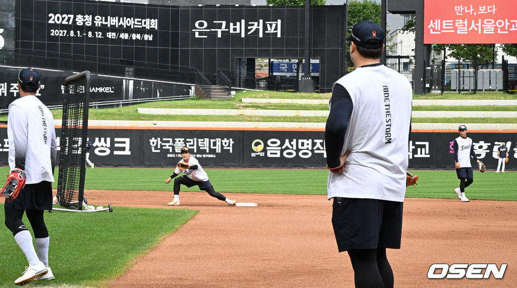 계속해서 수비에 집중.