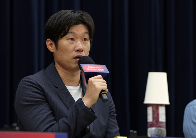 [사진] 박지성 혁신위원회장