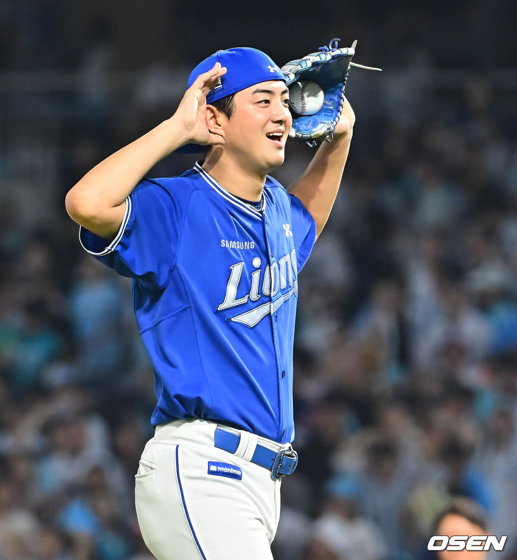 23일 창원NC파크에서 2026 신한 SOL KBO 리그 NC 다이노스와 삼성 라이온즈의 경기가 열렸다. 홈팀 NC는 라일리가, 방문팀 삼성은 페덱이 선발 출전했다. 삼성 라이온즈 구자욱이 9회말 2사 2,3루 NC 다이노스 이우성을 좌익수 플라이로 잡고 승리한 후 기뻐하고 있다. 2026.08.23 / foto0307@osen.co.kr