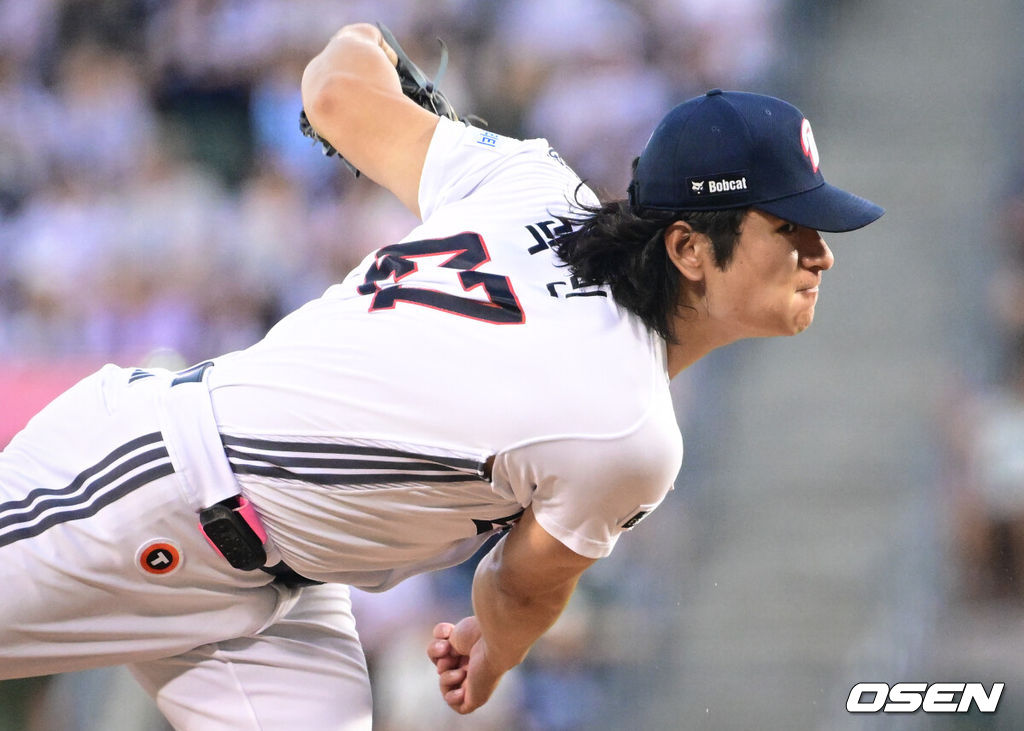 KIA 카스트로 2026.08.23 /cej@osen.co.kr23일 서울 잠실야구장에서 2026 신한 SOL KBO리그 두산 베어스와 롯데 자이언츠의 경기가 열렸다.두산은 곽빈, 롯데는 박세웅이 선발로 나섰다.1회초 두산 선발 곽빈이 역투하고 있다. 2026.08.23 /cej@osen.co.kr
