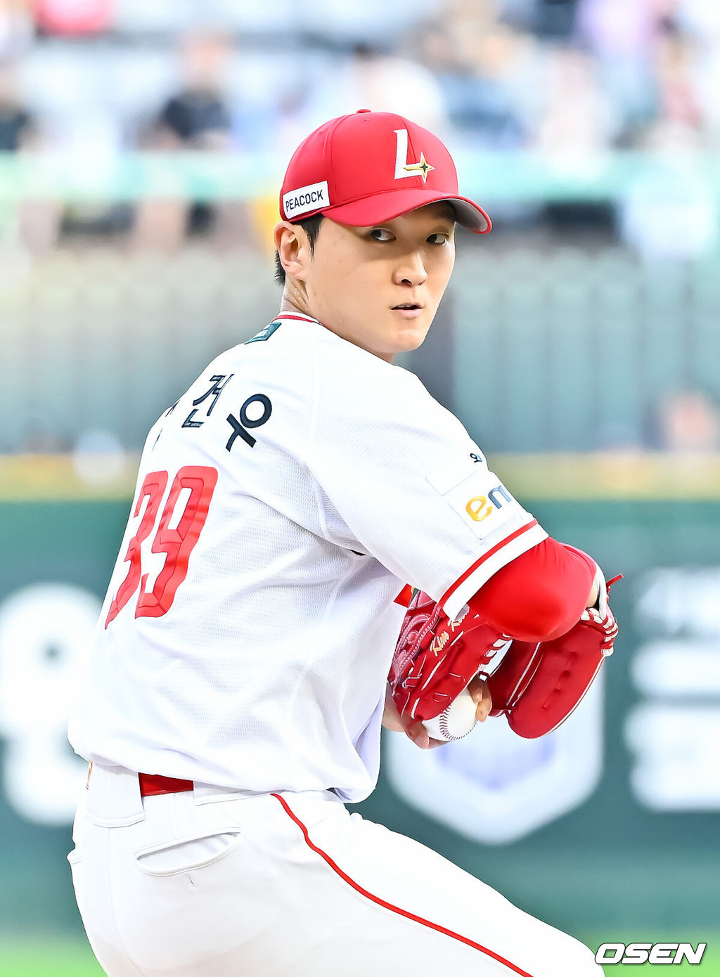 27일 오후 인천 SSG랜더스필드에서 2026 신한 SOL KBO리그 SSG 랜더스와 한화 이글스의 경기가 진행됐다.이날 SSG는 김건우를, 한화는 짐머맨을 선발투수로 내세웠다.1회초 SSG 선발투수 김건우가 역투하고 있다. 2026.08.27 / soul1014@osen.co.kr