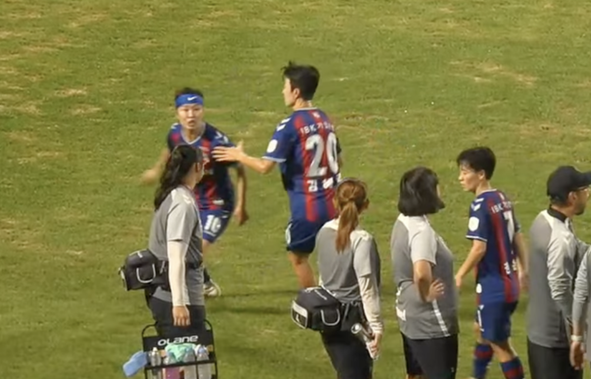 [사진] 한국여자축구연맹 유튜브