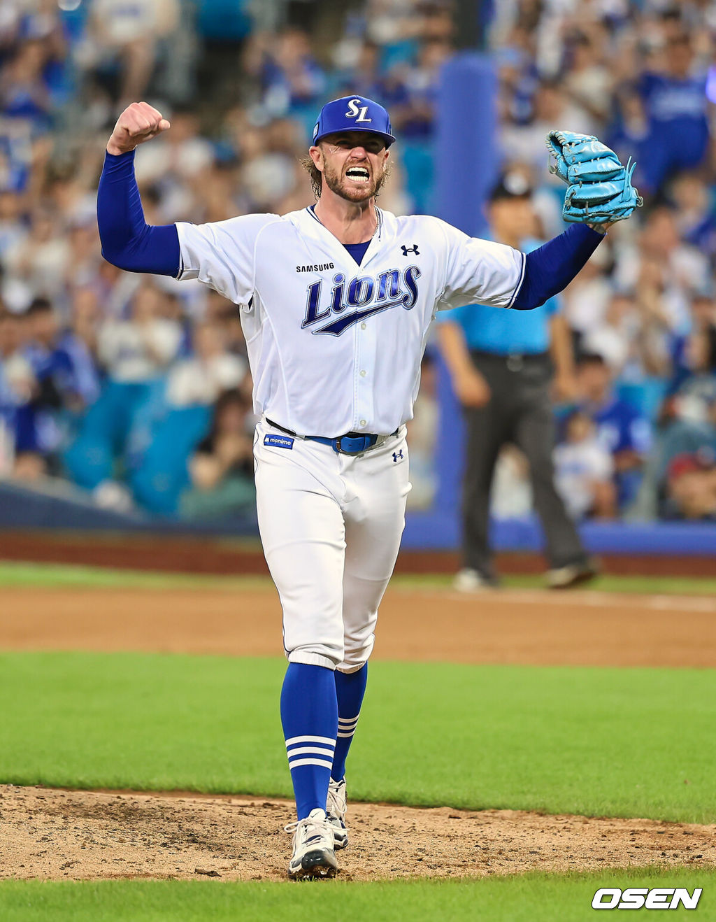 29일 대구삼성라이온즈파크에서 2026 신한 SOL KBO 리그 삼성 라이온즈와 KT 위즈의 경기가 열렸다. 홈팀 삼성은 페덱이, 방문팀 KT는 로건이 선발 출전했다. 삼성 라이온즈 선발 투수 페덱이 6회초 2사 2,3루 KT 위즈 유준규를 삼진으로 잡고 포효하고 있다. 2026.08.29 / foto0307@osen.co.kr
