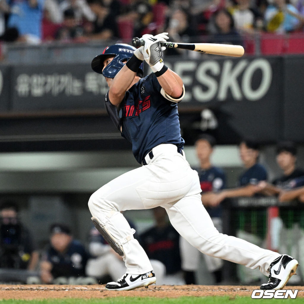 롯데 전민재 2026.08.26 /sunday@osen.co.kr