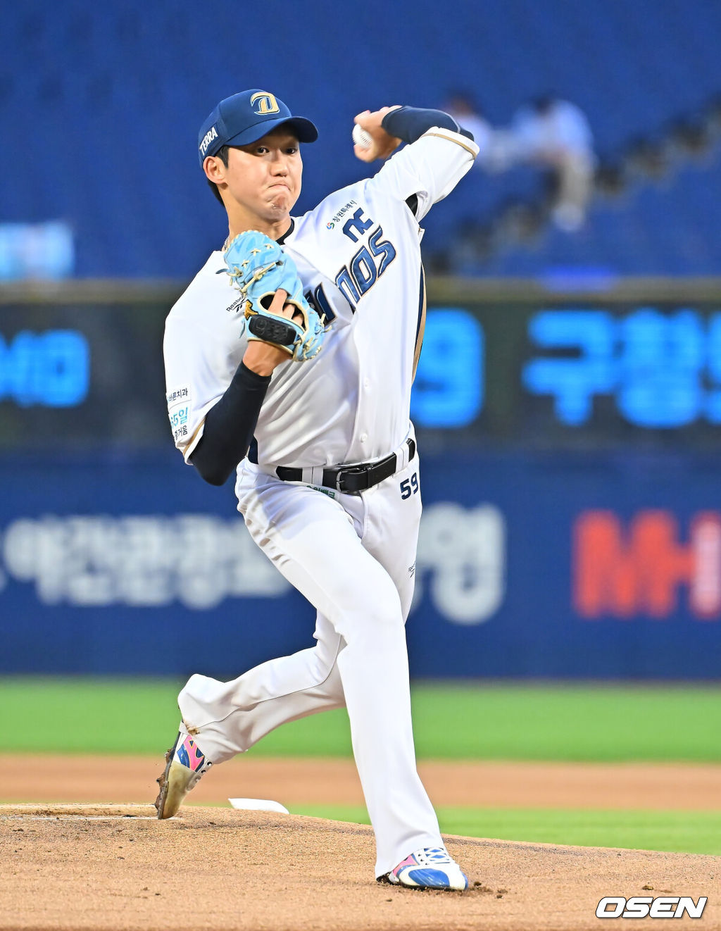 1일 창원NC파크에서 2026 신한 SOL KBO 리그 NC 다이노스와 KIA 타이거즈의 경기가 열렸다. 홈팀 NC는 구창모가, 방문팀 KIA는 네일이 선발 출전했다. NC 다이노스 선발투수 구창모가 역투하고 있다. 2026.09.01 / foto0307@osen.co.kr