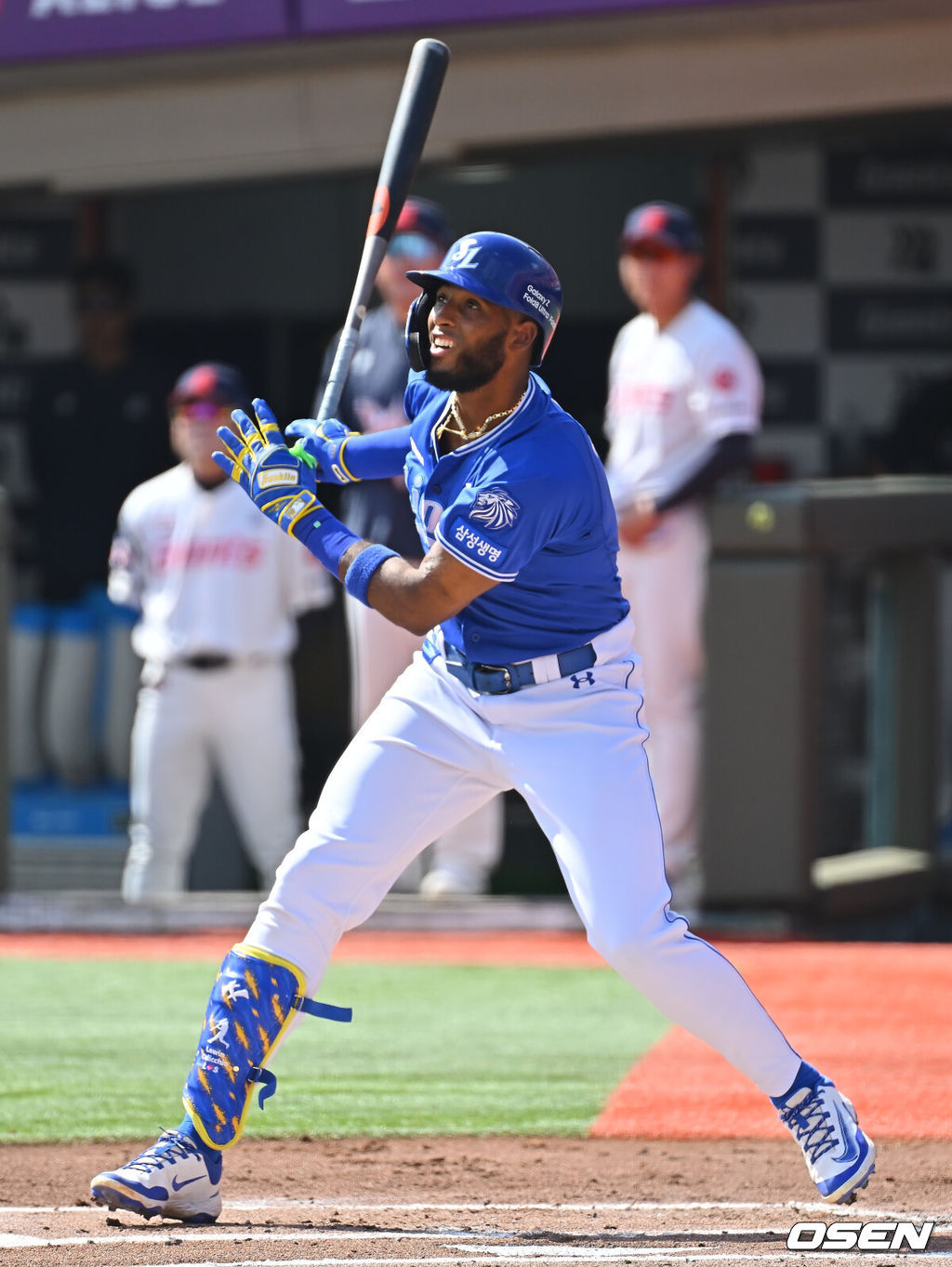20일 부산 사직야구장에서 2026 신한 SOL KBO 리그 롯데 자이언츠와 삼성 라이온즈의 경기가 열렸다. 홈팀 롯데는 김태균이, 방문팀 삼성은 원태인이 선발 출전했다.삼성 라이온즈 디아즈가 1회초 무사 만루 좌익수 희생플라이를 치고 있다. 2026.09.20 / foto0307@osen.co.kr