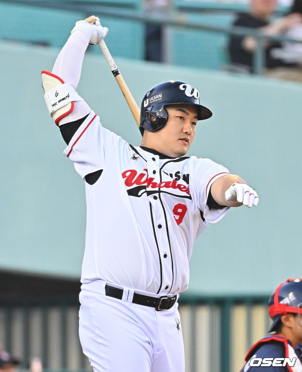 27일 울산 문수야구장에서 2026 메디힐 KBO 퓨처스리그 울산 웨일즈와 롯데 자이언츠의 경기가 열렸다. 울산은 나가가 선발로, 롯데는 박세진이 선발출전했다.울산 웨일즈 최지만이 7회말 1사 3루 대타로 출전해 타격을 하고 있다. 2026.06.27 / foto0307@osen.co.kr