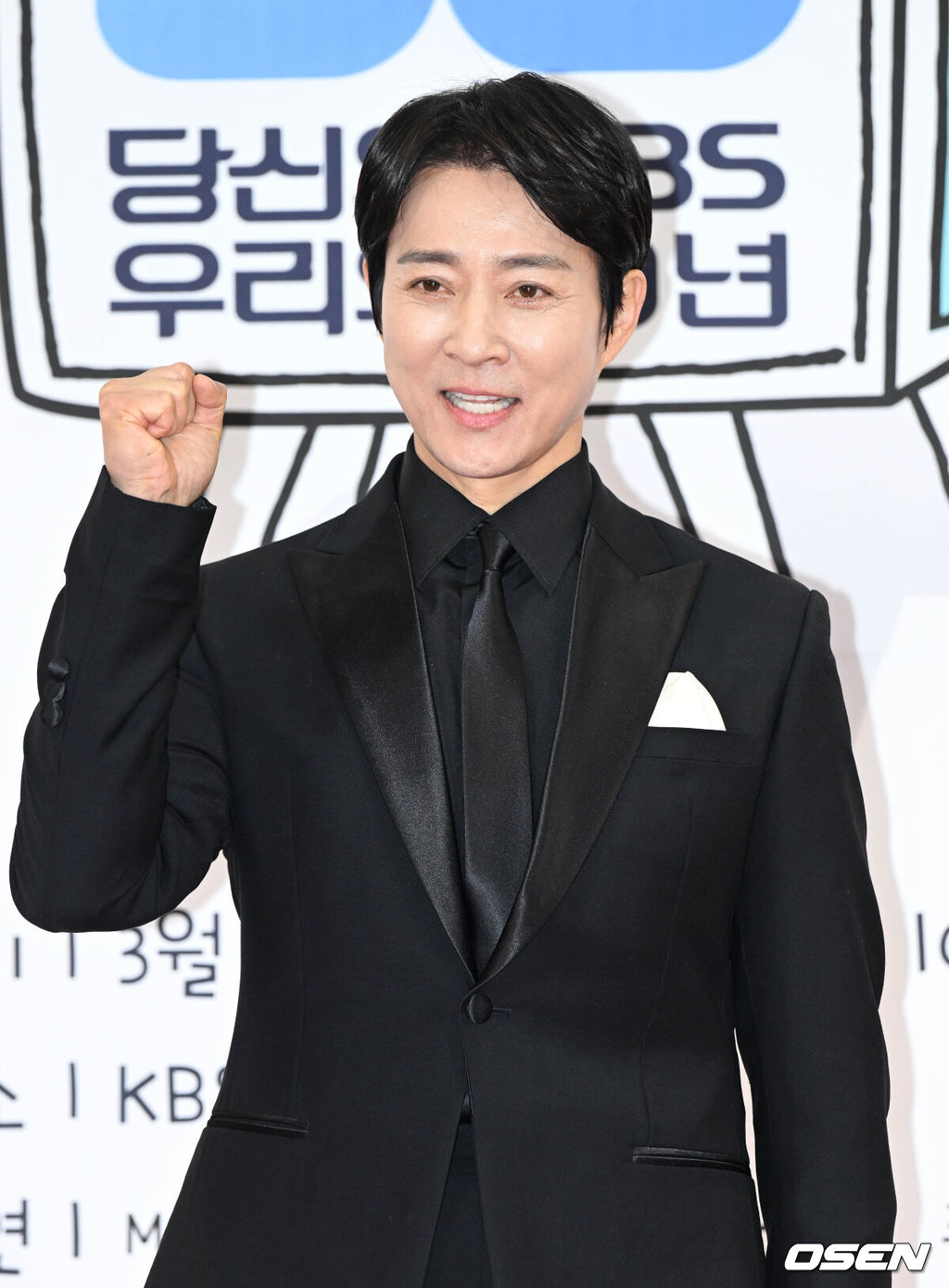 3일 오후 서울 영등포구 KBS홀에서 공영방송 50주년 특집 '당신의 KBS, 우리의 50년' 레드카펫 행사가 열렸다.배우 최수종이 포즈를 취하고 있다. 2023.03.03 /cej@osen.co.kr