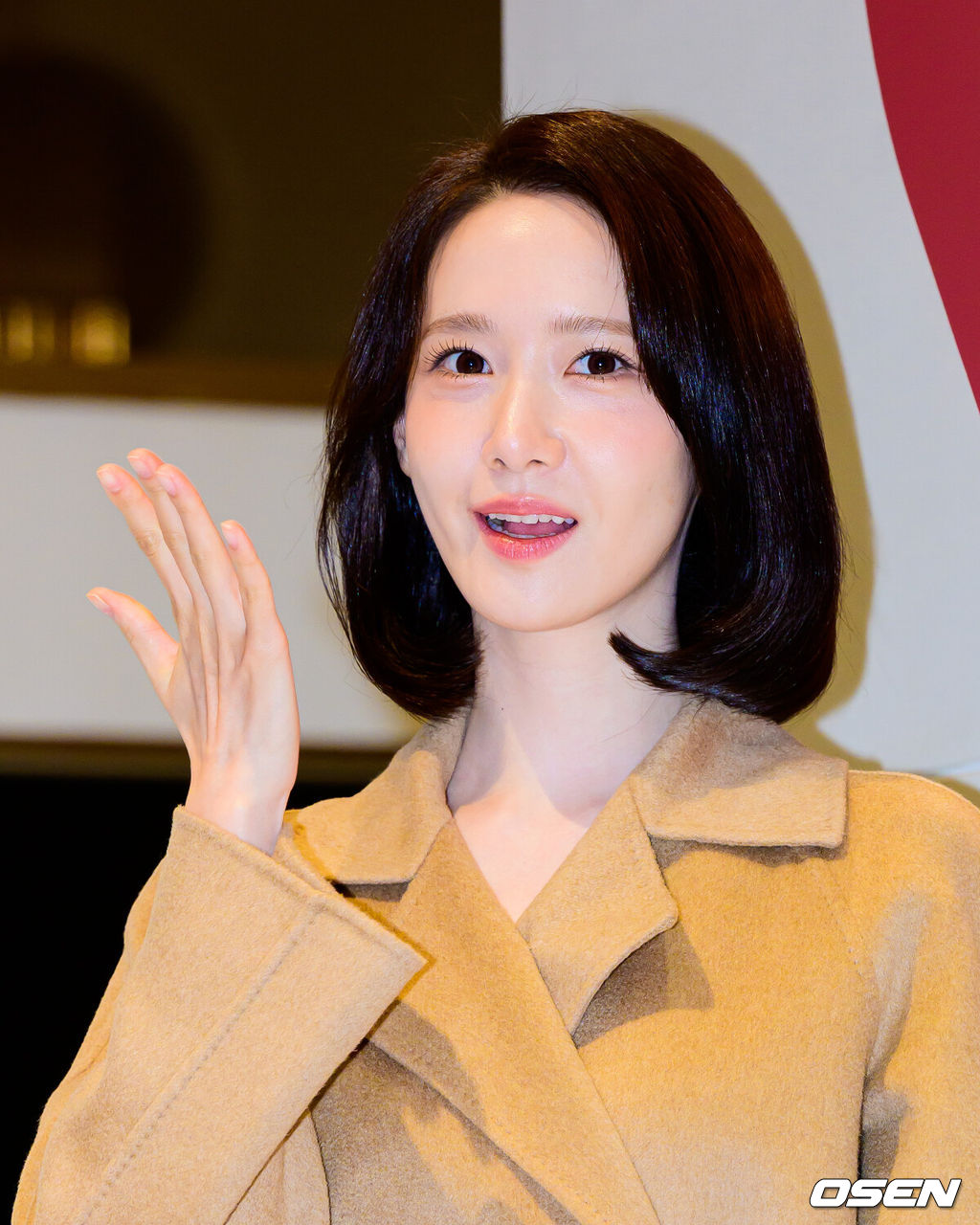 이탈리안 럭셔리 패션 하우스 브랜드 포토행사가 14일 서울 서초구 반포동 신세계백화점 강남점에서 열렸다.이날 배우 원지안, 신혜선, 임윤아가 참석했다.배우 임윤아가 포토타임을 하고 있다. 2026.10.14 / jpnews@osen.co.kr
