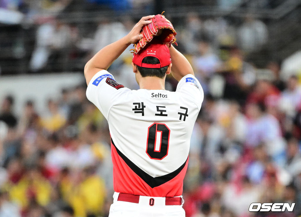 KIA 곽도규 준플레이오프 2차전 불펜 등판 모습