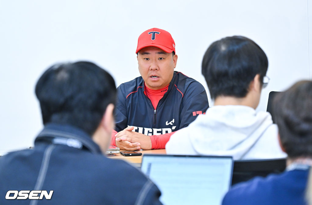 카라스코 만루 위기 KIA 이범호 감독 좌타자 7명 선발 라인업 경기 전 인터뷰