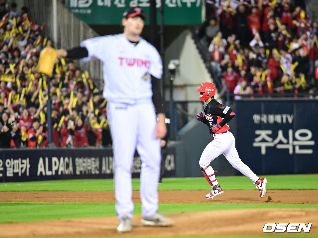 김도영 좌중간 만루홈런 홈으로 향하는 현장 · 한준수 포스트시즌 홈런 KIA LG 준플레이오프 3차전