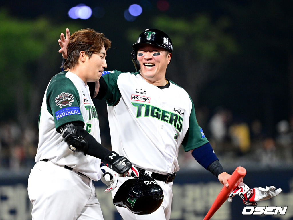 KIA 시절 최형우와 나성범./OSEN DB