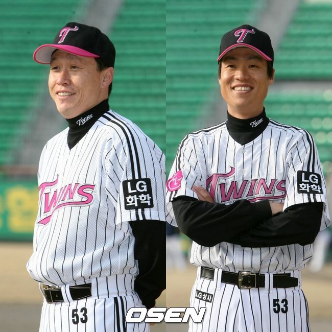 2007년 LG 트윈스 코치 시절 이동욱 감독과 허문회 코치 /OSEN DB