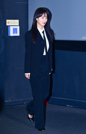 [사진]유리,'반하는 정장 패션' - OSEN