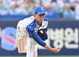 원태인 투구 모습