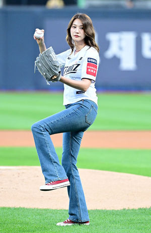유인영 시구