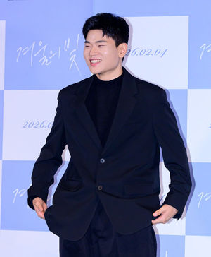 [사진]임재혁, '포토타임은 처음이라' - OSEN