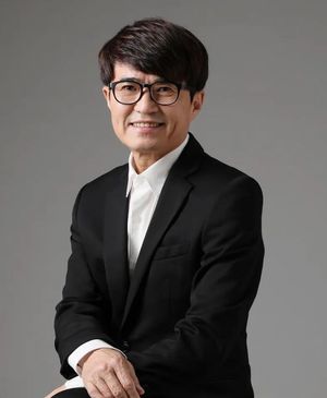 Hong Seo-beom reportedly lost money on a 1.6 billion won penthouse investment